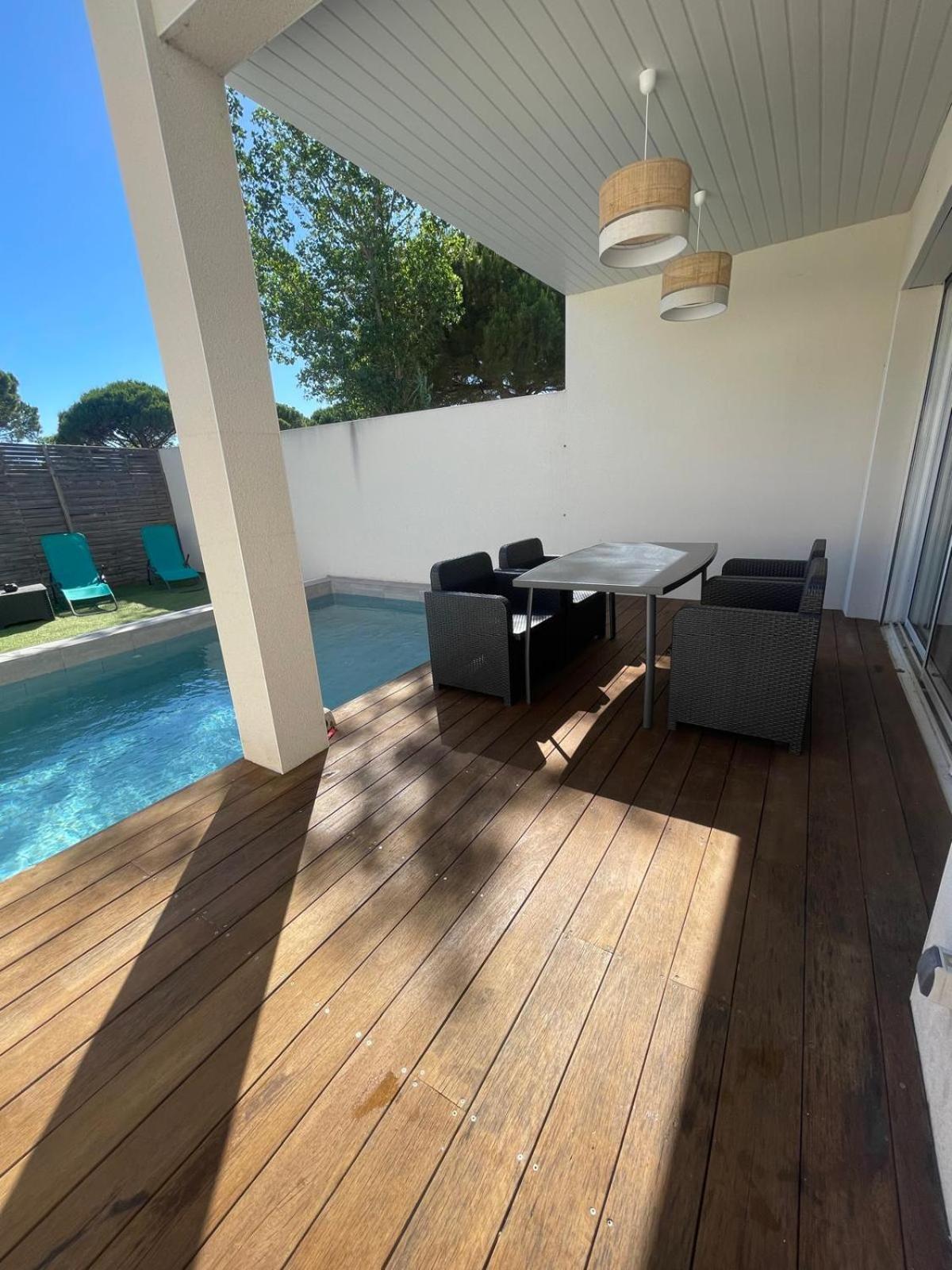 Design Cap Dagde Piscine Et Le Grau d'Agde