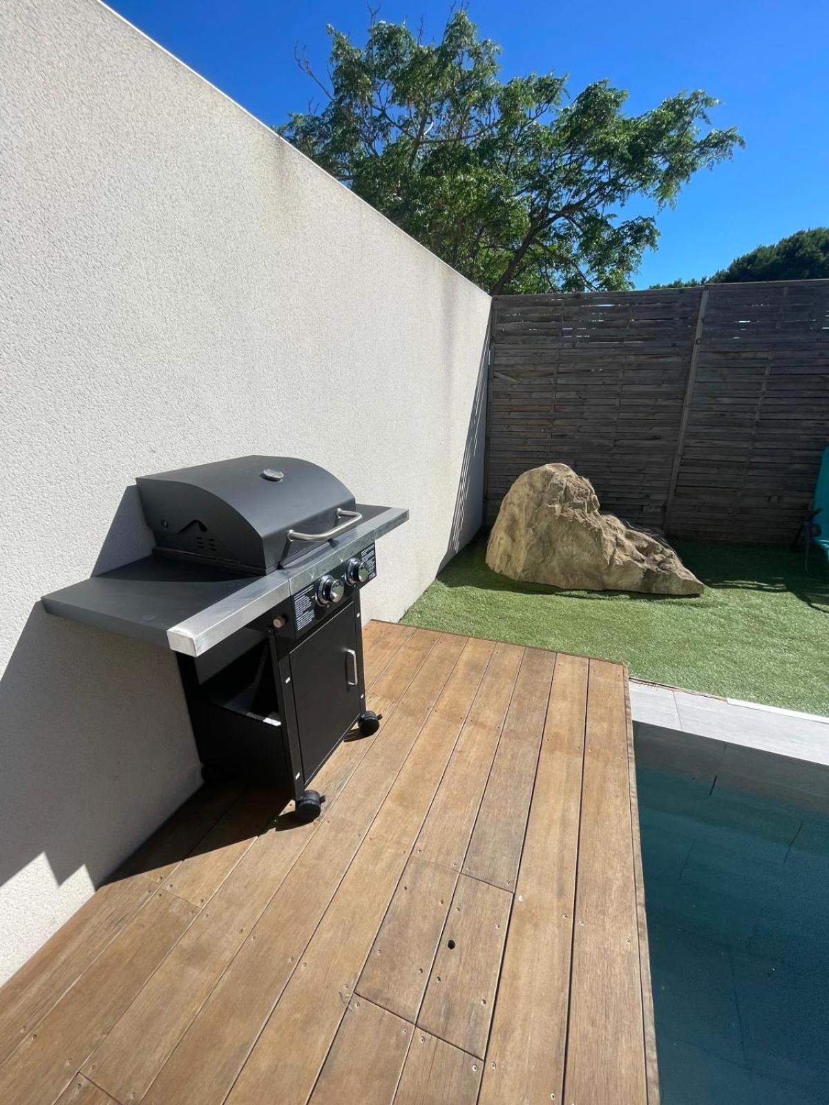 Design Cap Dagde Piscine Et