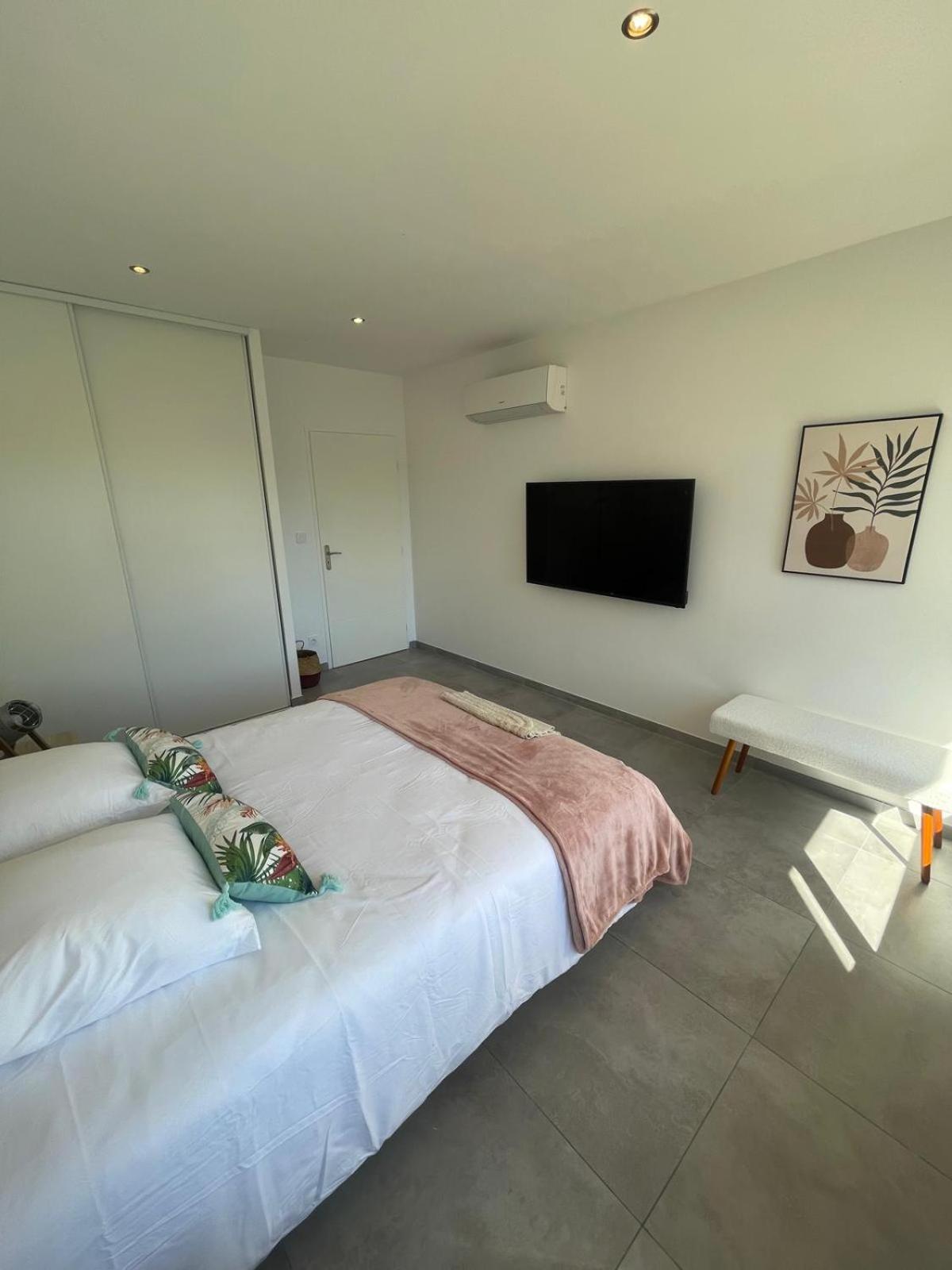 Villa Design Cap Dagde Piscine Et Le Grau-dʼAgde